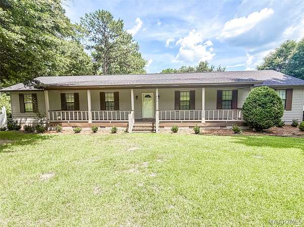 1.6 Acres of Land with Home for Sale in Selma, Alabama