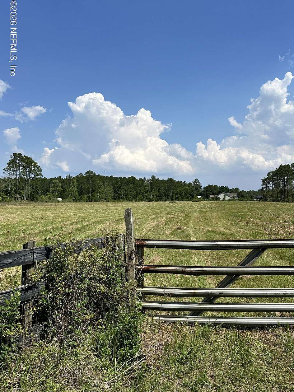 5 Acres of Agricultural Land for Sale in Green Cove Springs, Florida