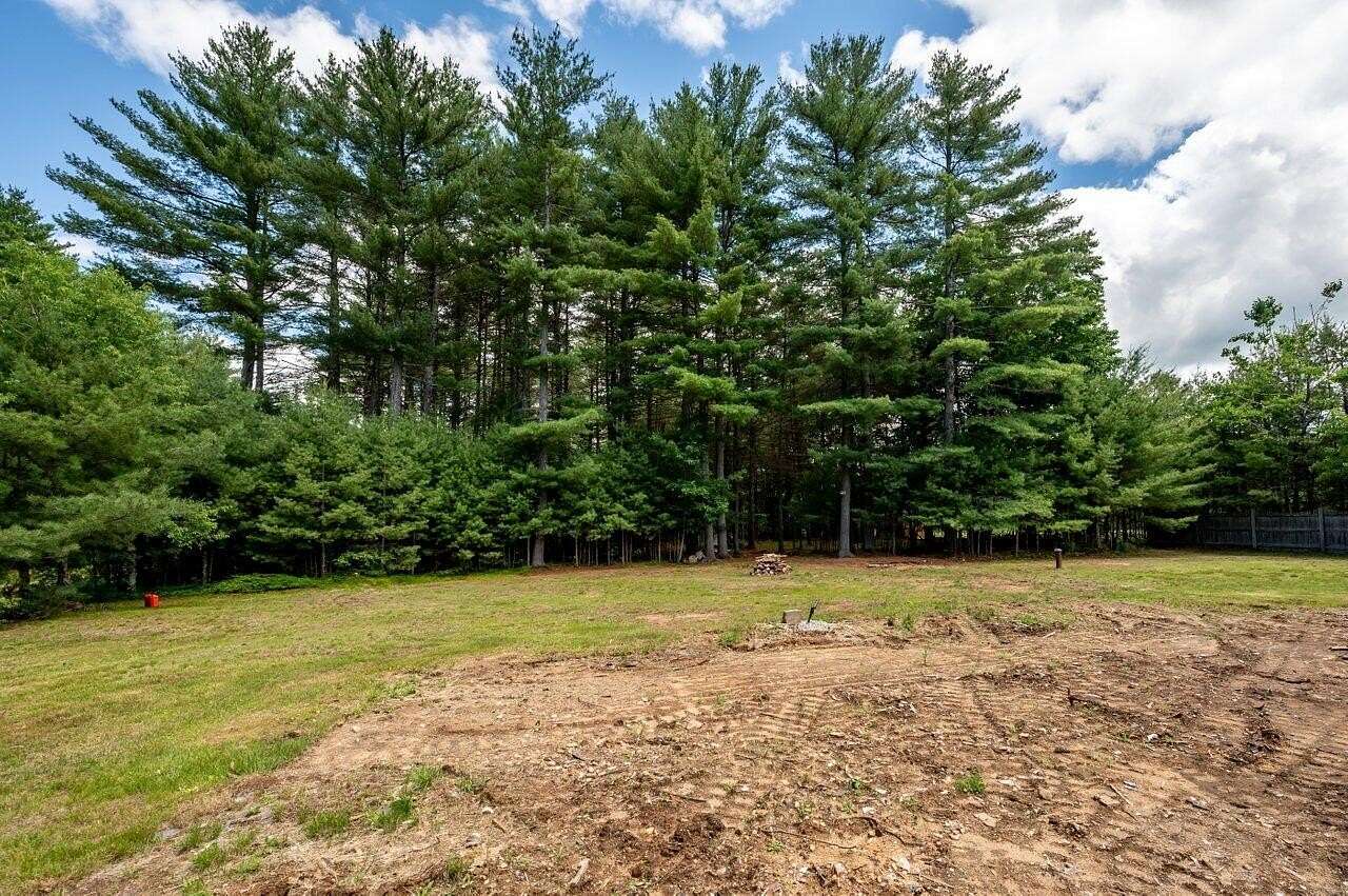 1 Acre of Residential Land for Sale in Lebanon, Maine
