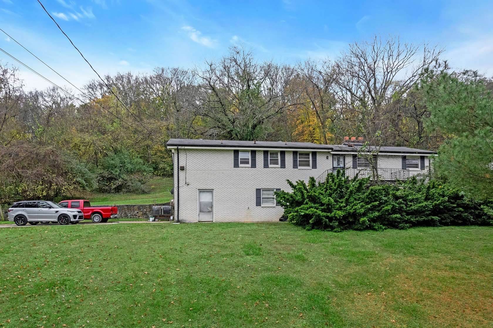 3.69 Acres of Land with Home for Sale in Nashville, Tennessee