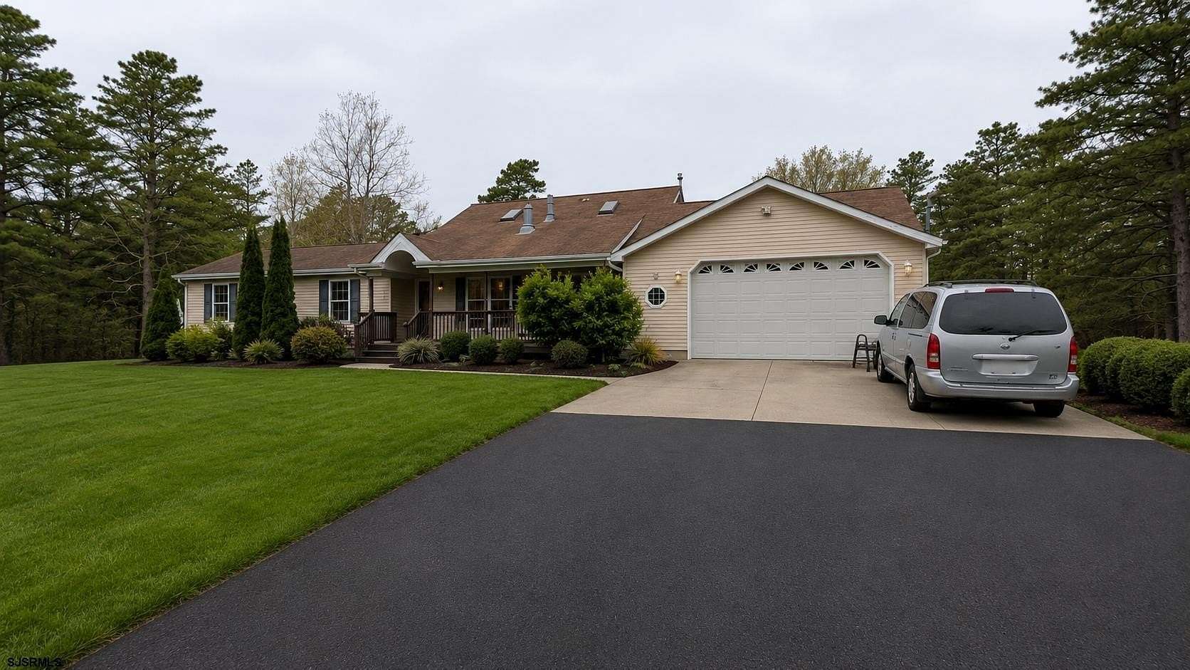 3.88 Acres of Land with Home for Sale in Hammonton, New Jersey