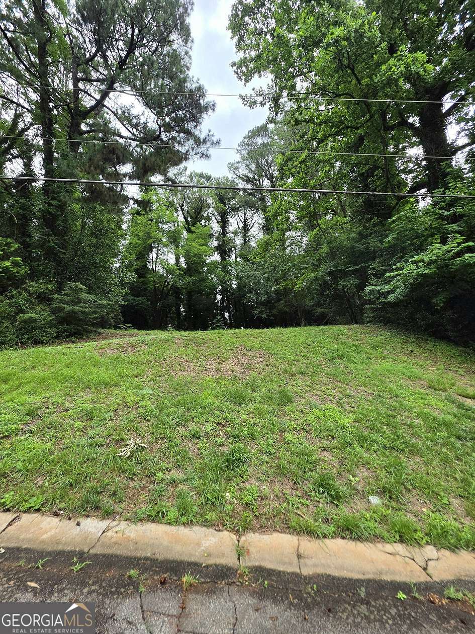 0.48 Acres of Land for Sale in Stone Mountain, Georgia