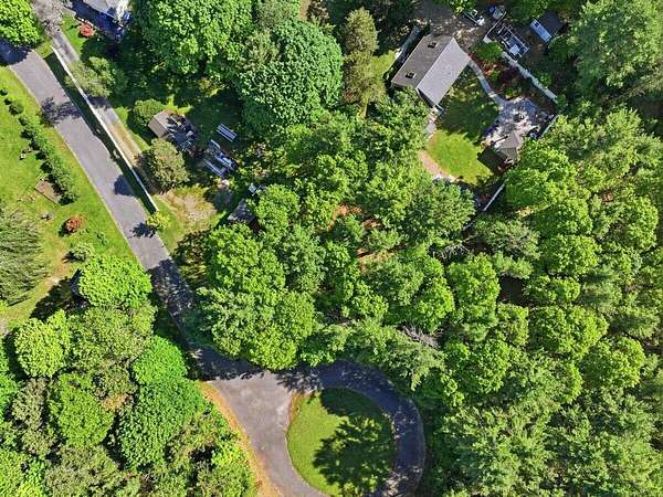 0.46 Acres of Residential Land for Sale in Teaticket, Massachusetts