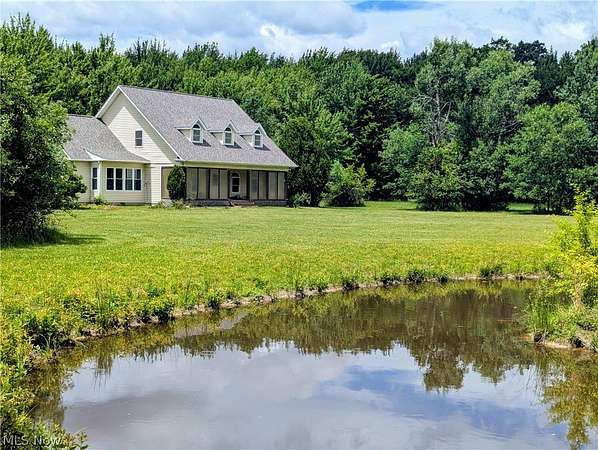 10.2 Acres of Recreational Land with Home for Sale in Leroy Township, Ohio