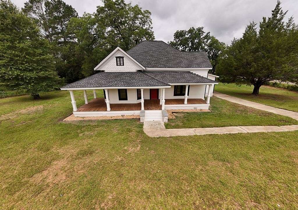 1.6 Acres of Land with Home for Sale in Coolidge, Georgia