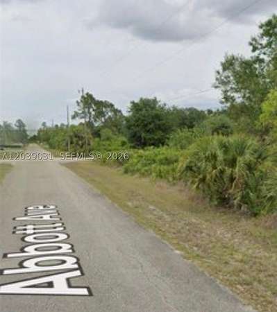 0.5 Acres of Residential Land for Sale in Fort Myers, Florida