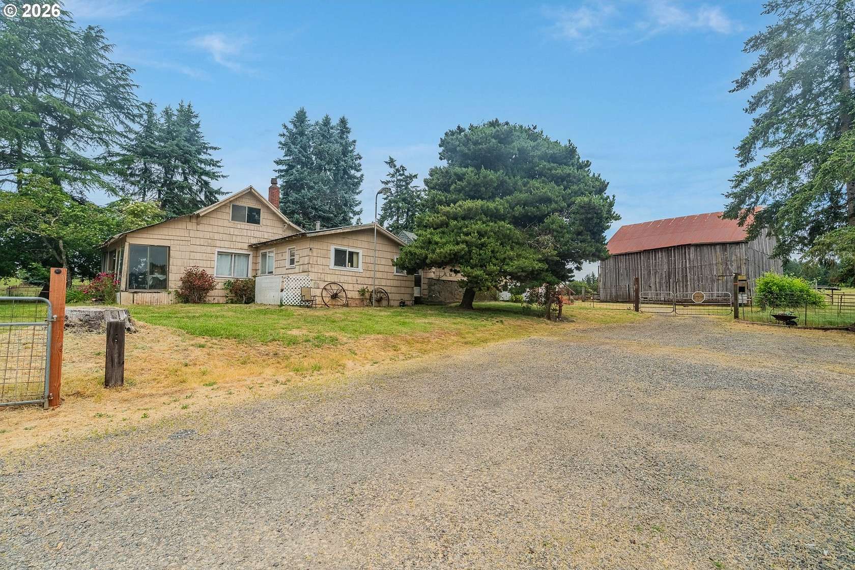 10 Acres of Land with Home for Sale in Beavercreek, Oregon