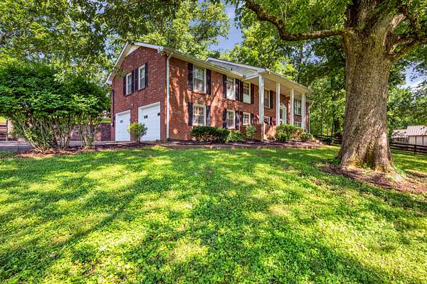 11.6 Acres of Land with Home for Sale in Goodlettsville, Tennessee