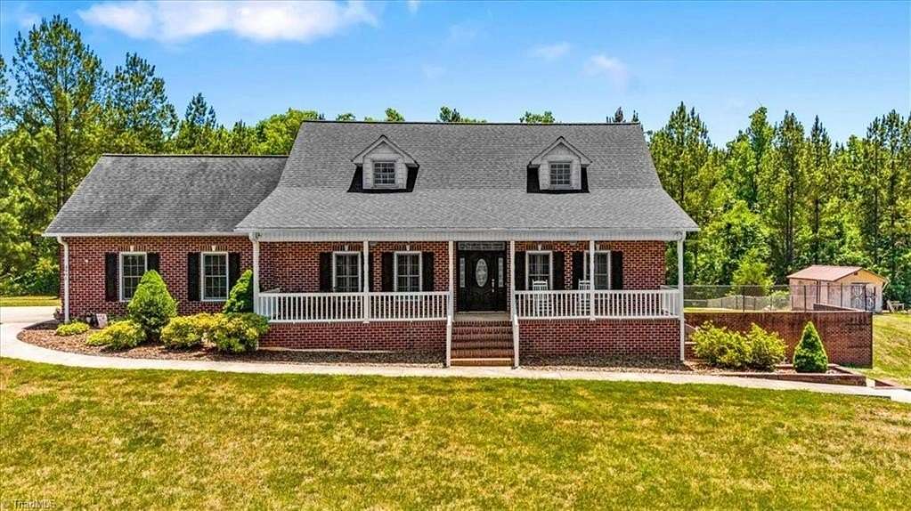 103 Acres of Land with Home for Sale in Asheboro, North Carolina