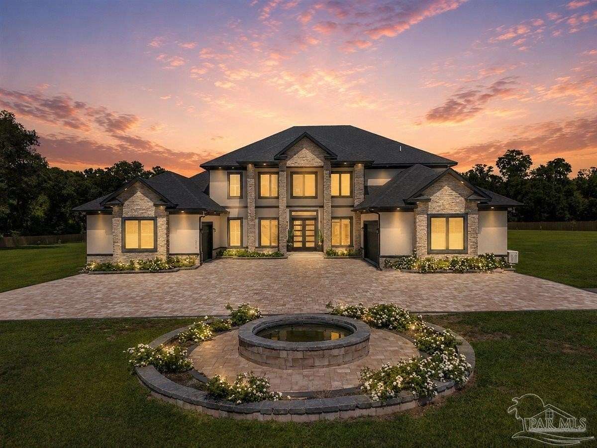 4.58 Acres of Land with Home for Sale in Pensacola, Florida