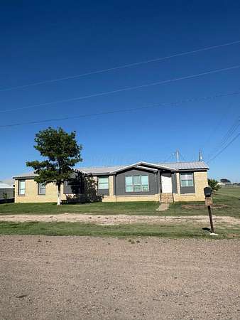 6.29 Acres of Improved Mixed-Use Land for Sale in Hereford, Texas