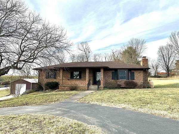 2.16 Acres of Land with Home for Lease in Maceo, Kentucky