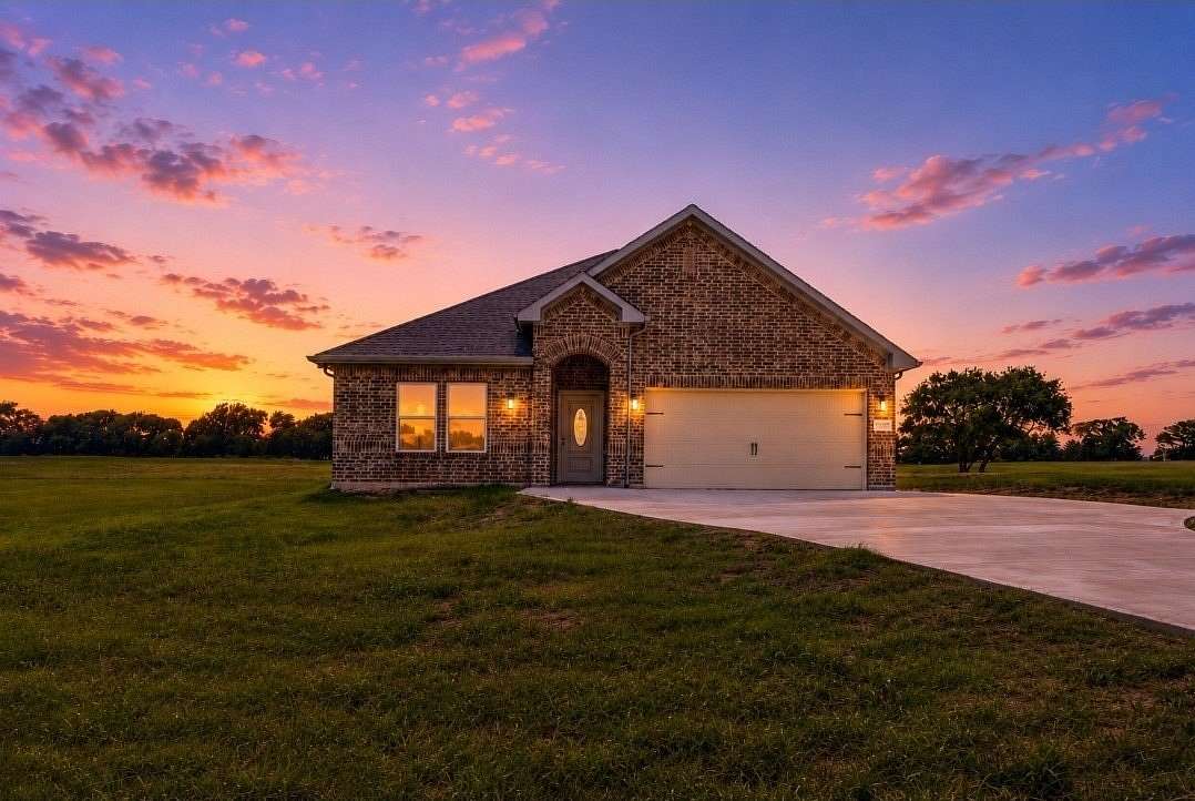 2.5 Acres of Land with Home for Sale in Savoy, Texas