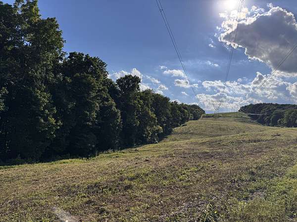 16.5 Acres of Land for Sale in Lebanon, Tennessee