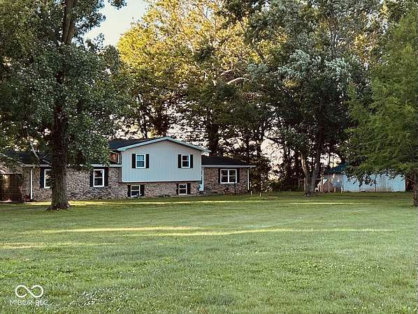 7 Acres of Land with Home for Sale in Windfall, Indiana