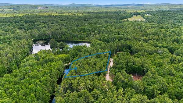 0.95 Acres of Residential Land for Sale in Limerick, Maine