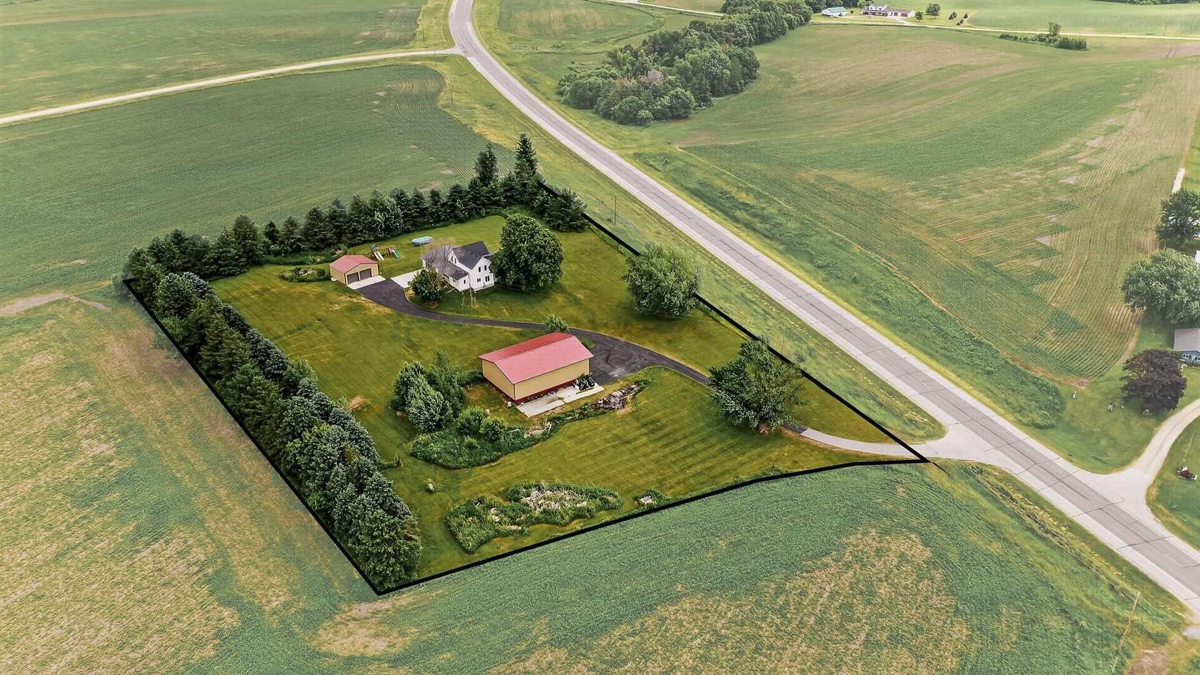 3.46 Acres of Land with Home for Sale in Zumbrota, Minnesota