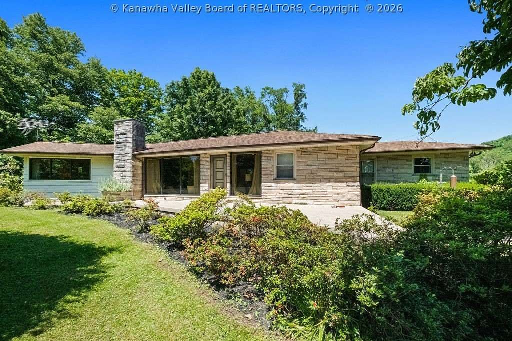 3.19 Acres of Land with Home for Sale in St. Albans, West Virginia