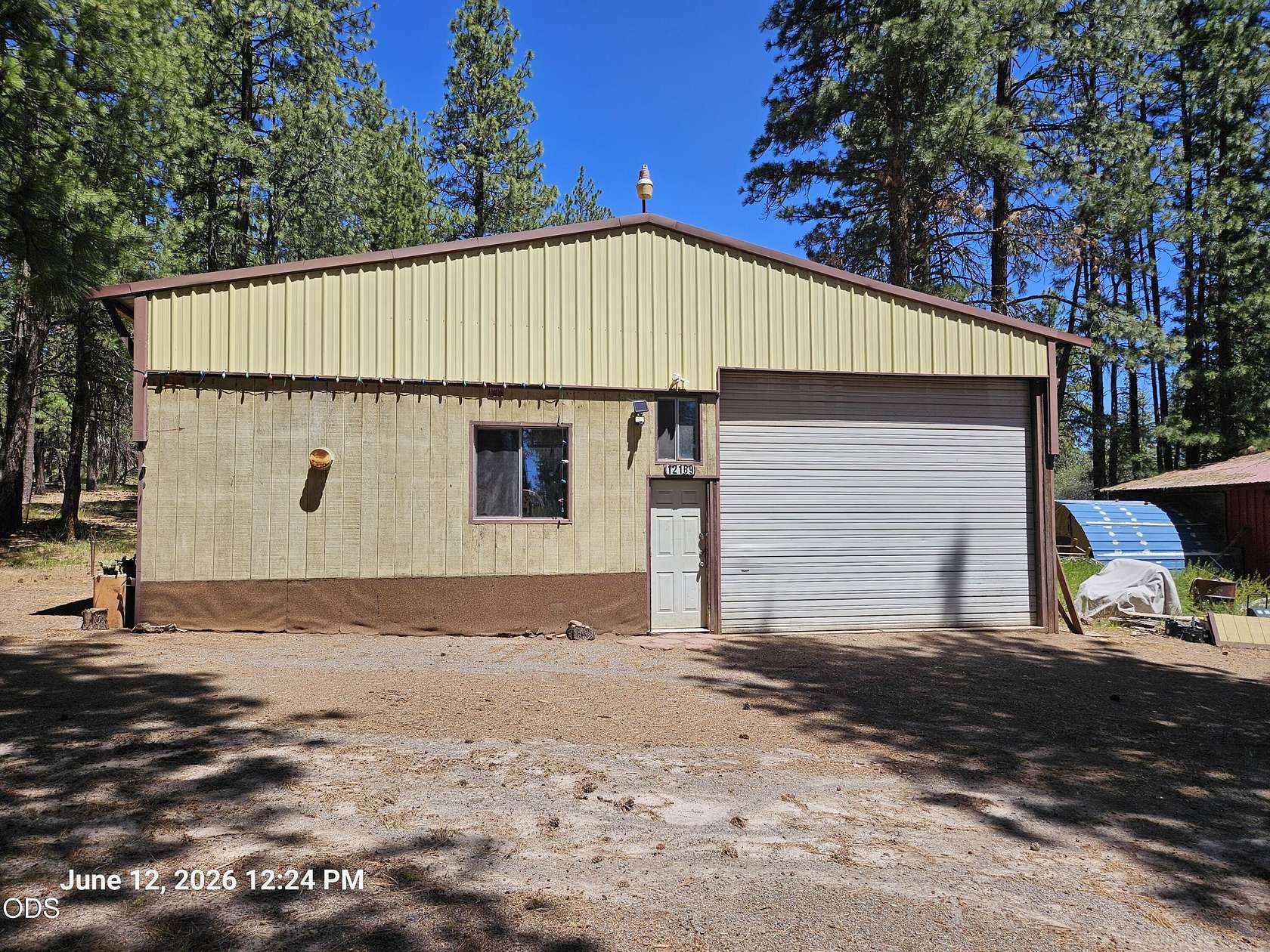 4.72 Acres of Land with Home for Sale in Bonanza, Oregon