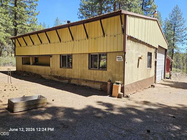 4.72 Acres of Land with Home for Sale in Bonanza, Oregon