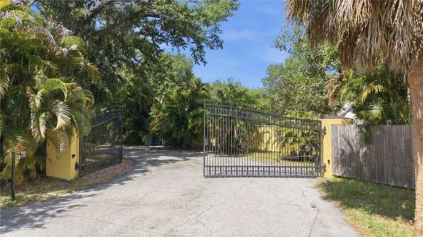 7.75 Acres of Land with Home for Sale in Sarasota, Florida