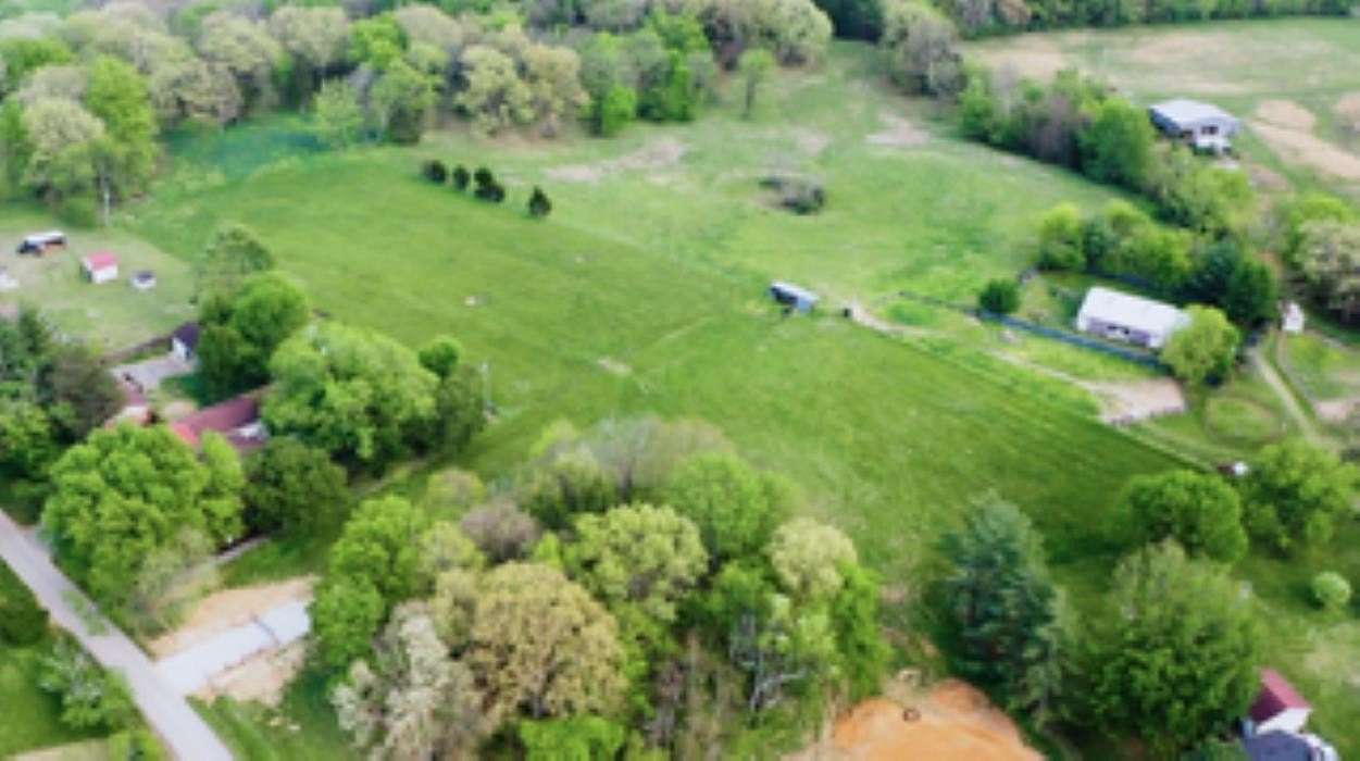 4.1 Acres of Residential Land for Sale in Alvaton, Kentucky