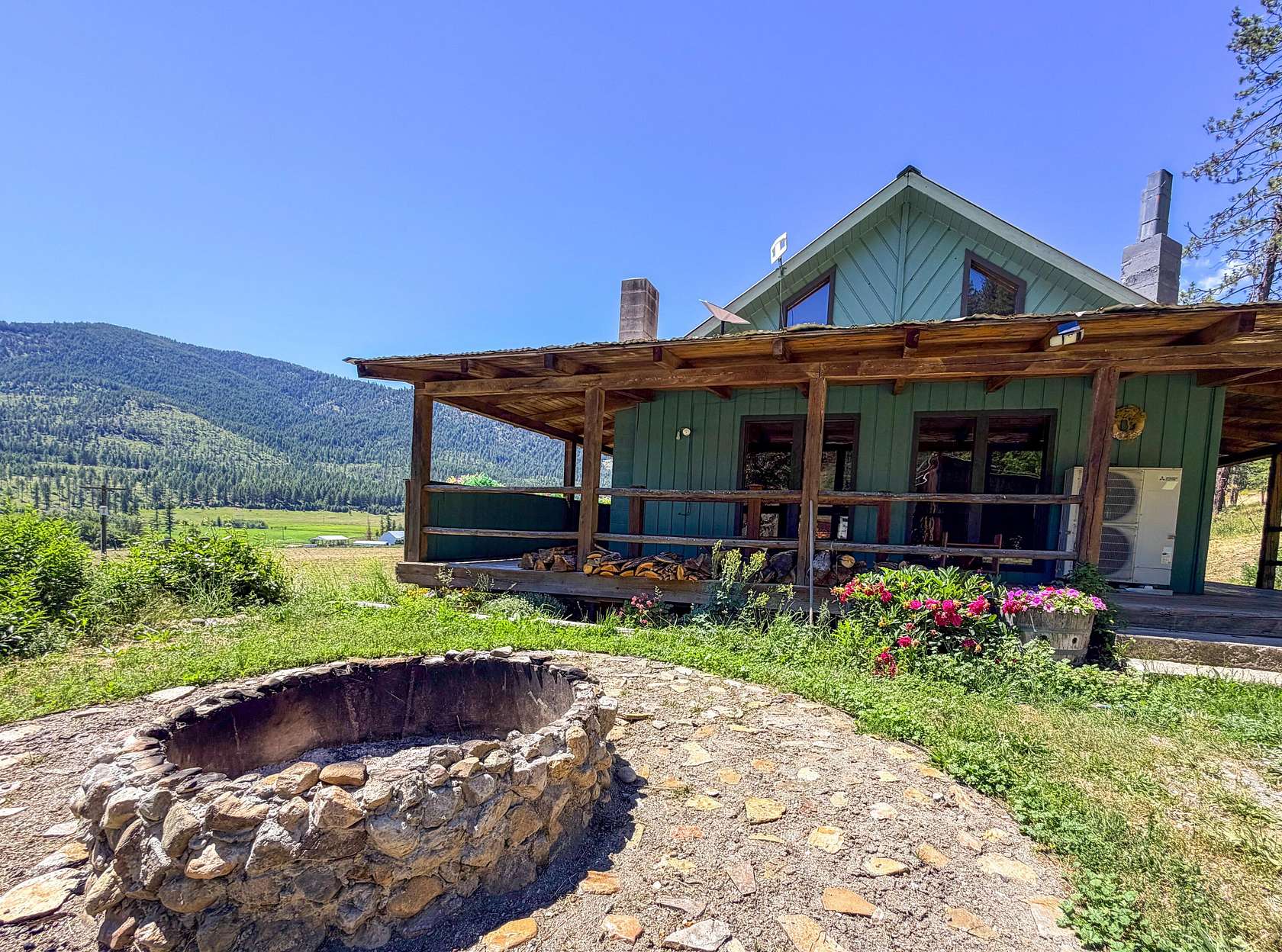 10.8 Acres of Land with Home for Sale in Addy, Washington
