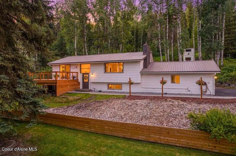 9.6 Acres of Land with Home for Sale in Smelterville, Idaho