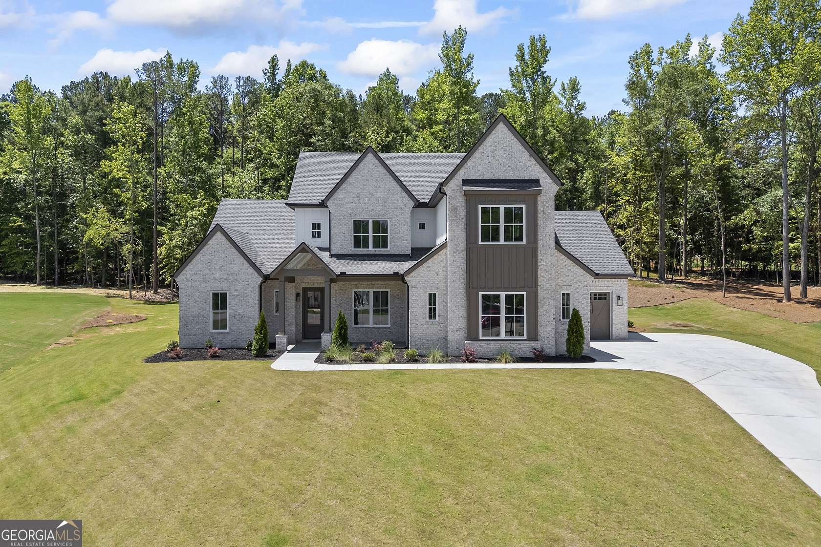 1.5 Acres of Land with Home for Sale in Jefferson, Georgia
