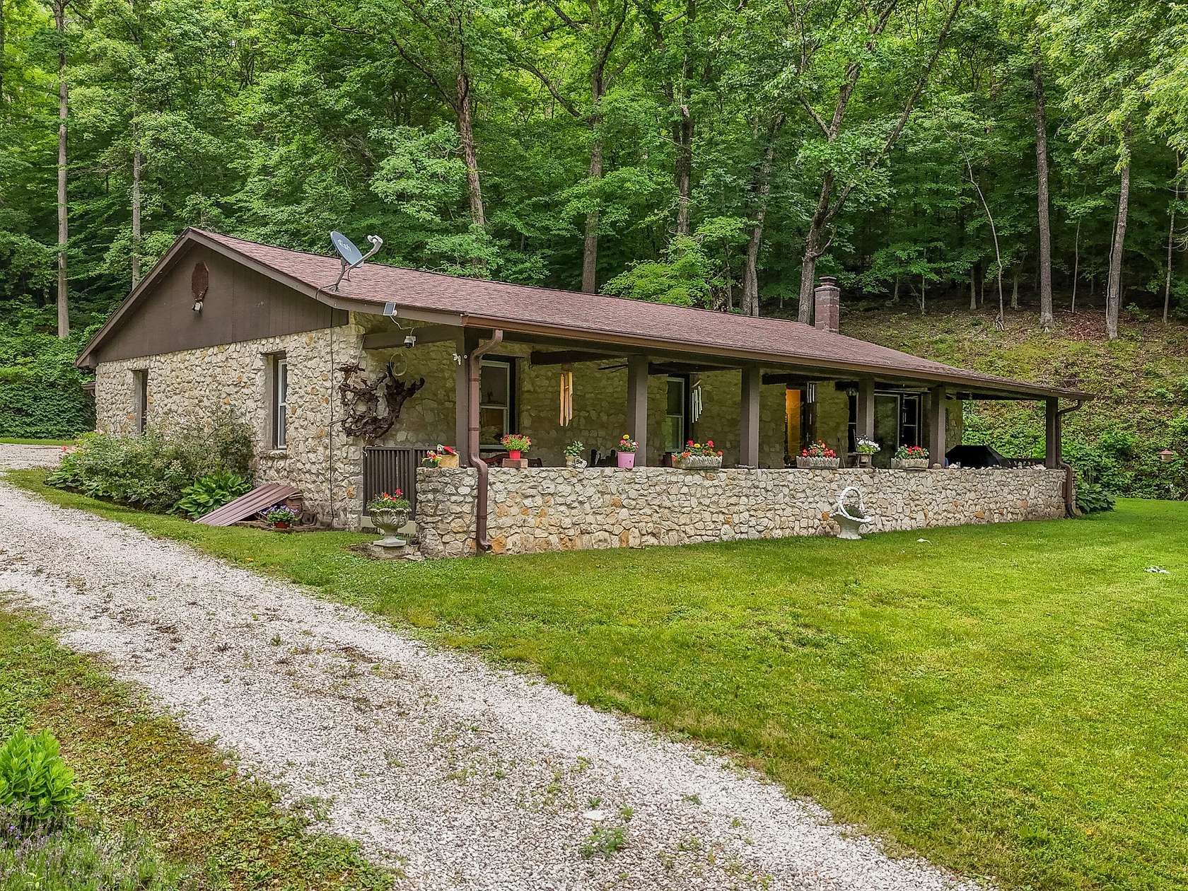 20 Acres of Recreational Land with Home for Sale in Olive Hill, Kentucky