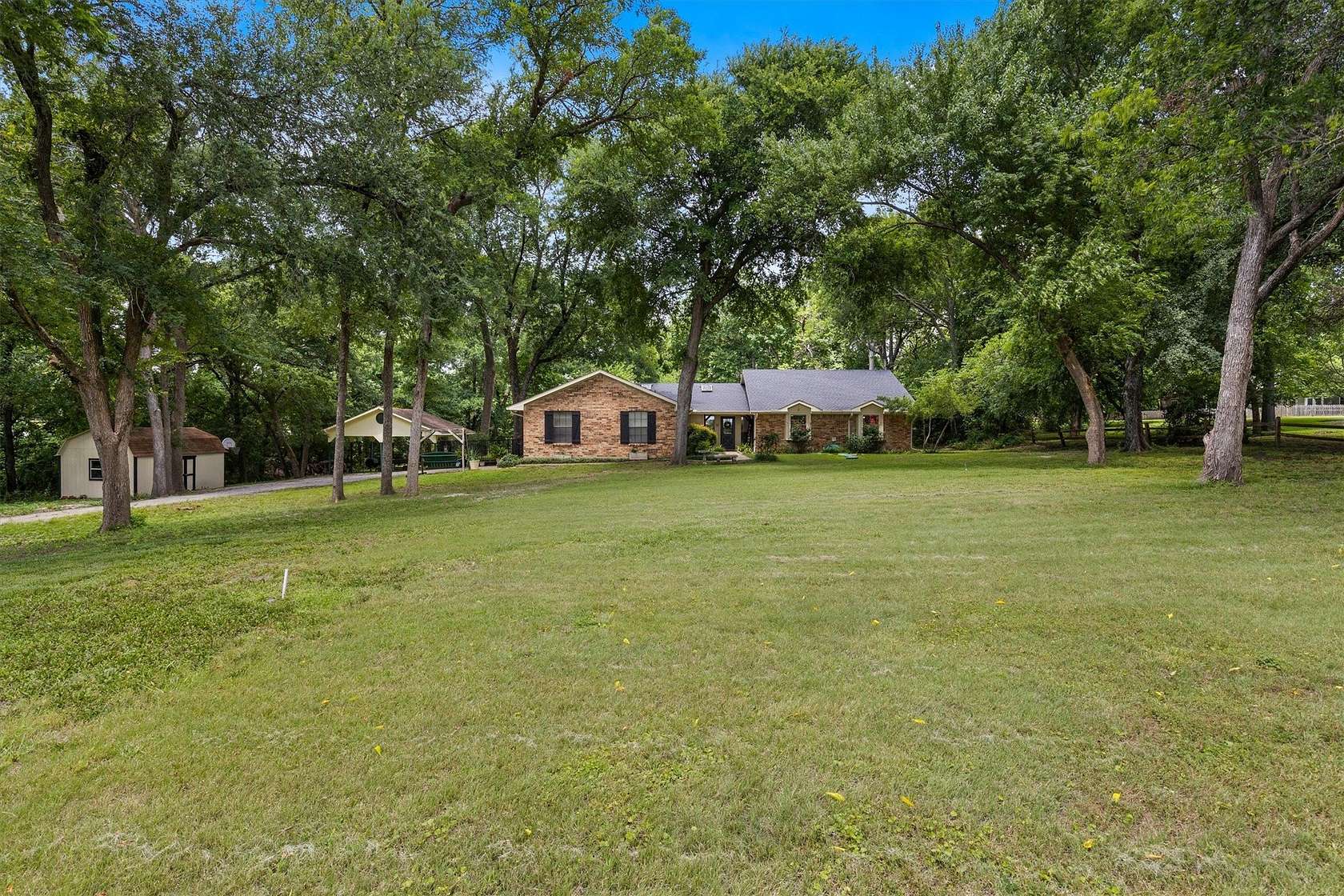 1.85 Acres of Land with Home for Sale in Lucas, Texas