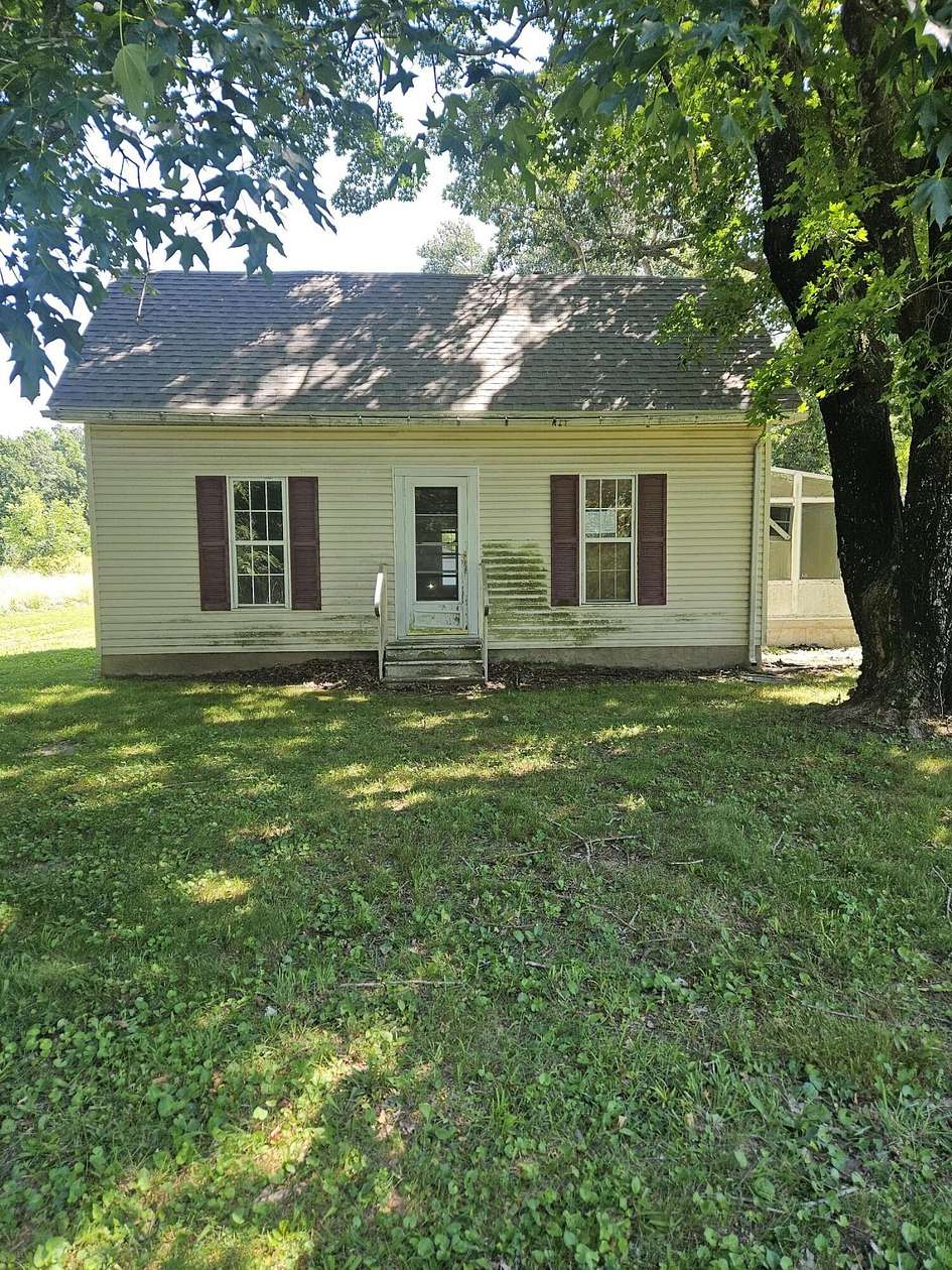 30 Acres of Land with Home for Sale in Wentworth, Missouri