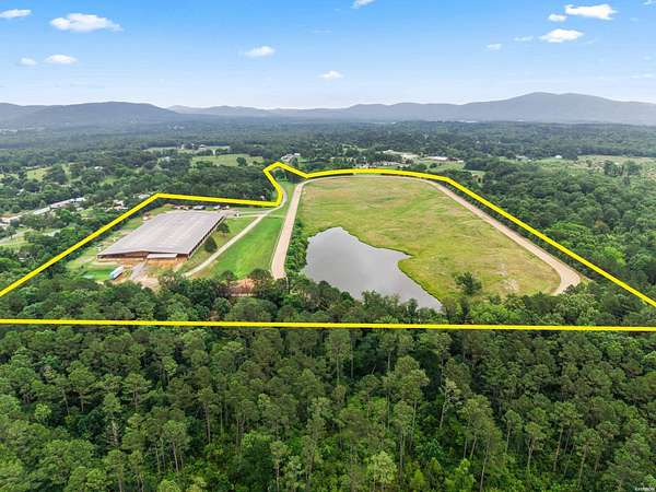 38 Acres of Agricultural Land with Home for Sale in Hot Springs, Arkansas