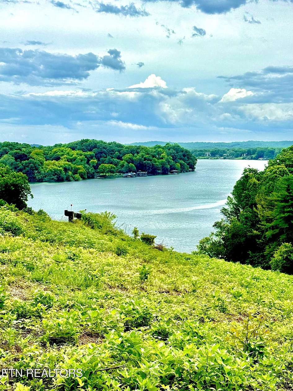 1.28 Acres of Residential Land for Sale in Friendsville, Tennessee