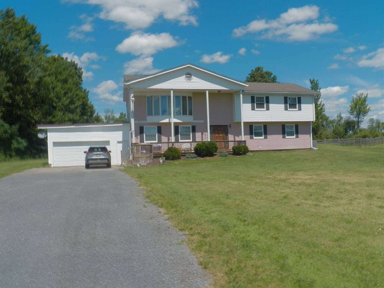 3.4 Acres of Land with Home for Sale in Sprakers, New York