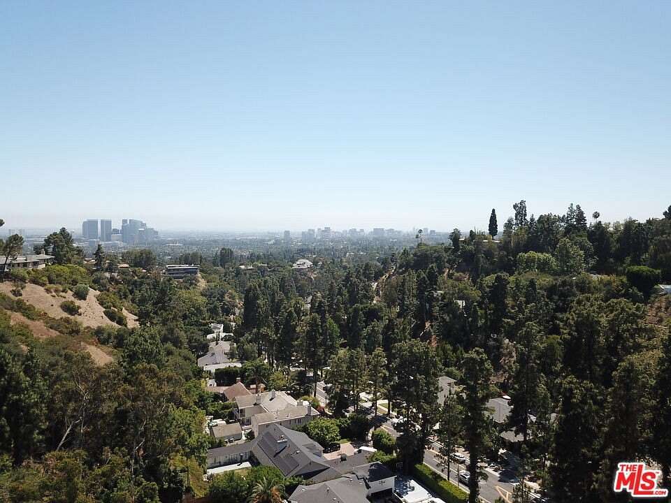 0.34 Acres of Residential Land for Sale in Beverly Hills, California