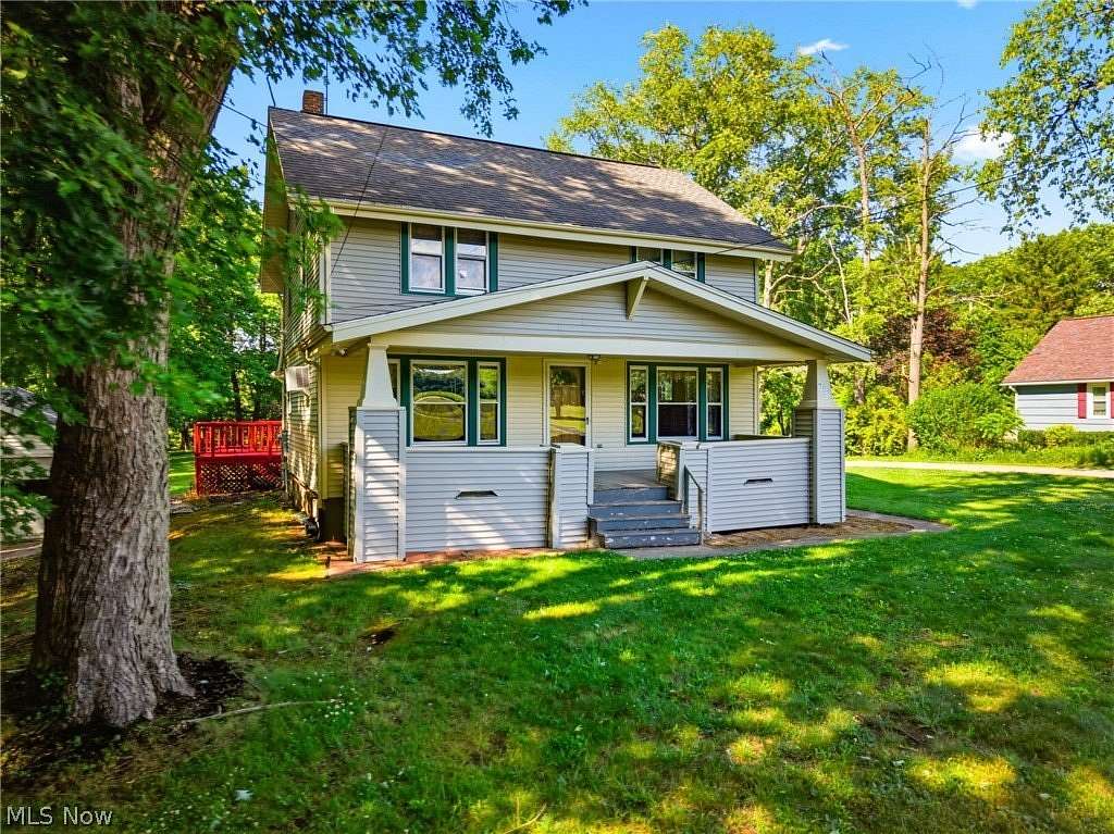 2.53 Acres of Land with Home for Sale in Ashtabula, Ohio