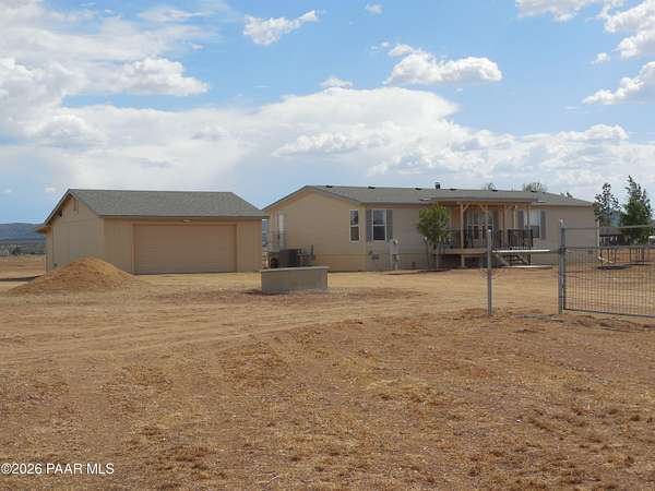 6 Acres of Land with Home for Sale in Paulden, Arizona