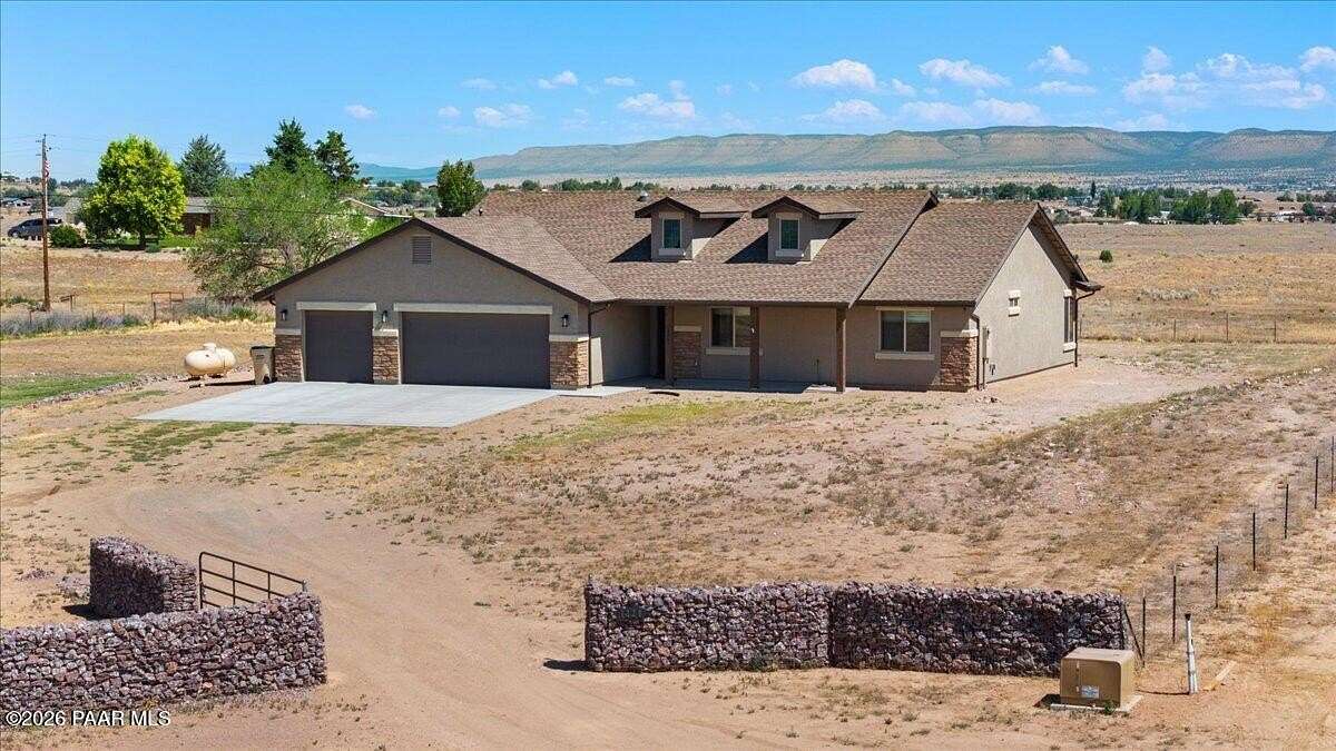 2 Acres of Land with Home for Sale in Chino Valley, Arizona