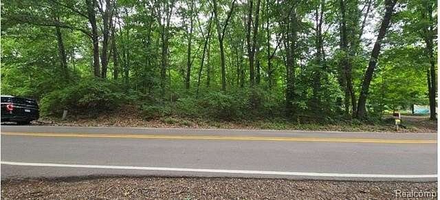 1.1 Acres of Residential Land for Sale in Dexter Township, Michigan