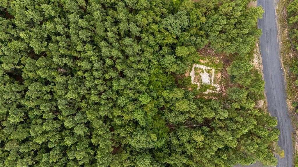 1.33 Acres of Residential Land for Sale in Broken Bow, Oklahoma