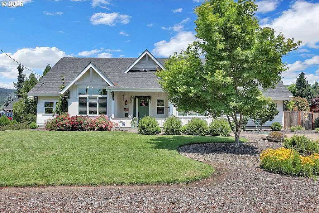 1.85 Acres of Land with Home for Sale in Springfield, Oregon