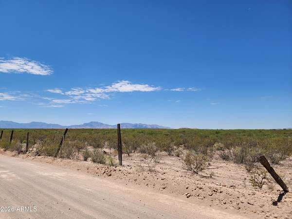 5 Acres of Residential Land for Sale in Huachuca City, Arizona