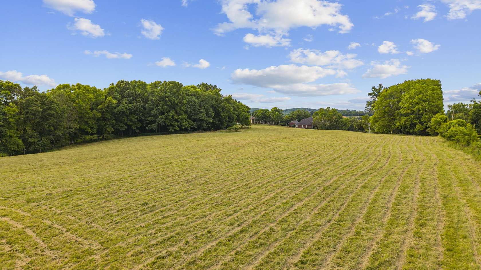 11.8 Acres of Land for Sale in Lebanon, Tennessee