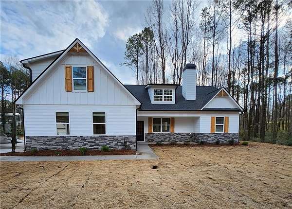 8.15 Acres of Land with Home for Sale in Carrollton, Georgia