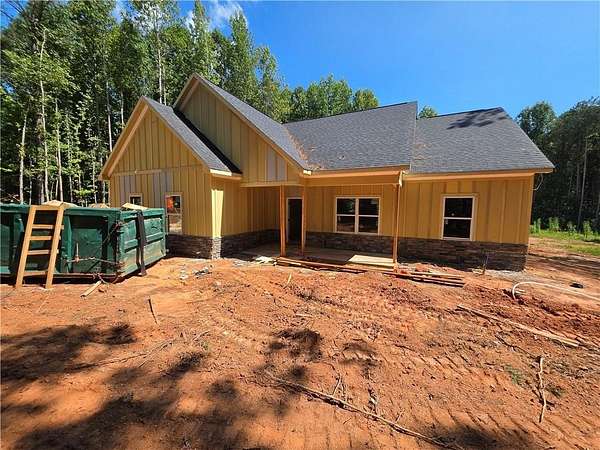 4 Acres of Land with Home for Sale in Carrollton, Georgia
