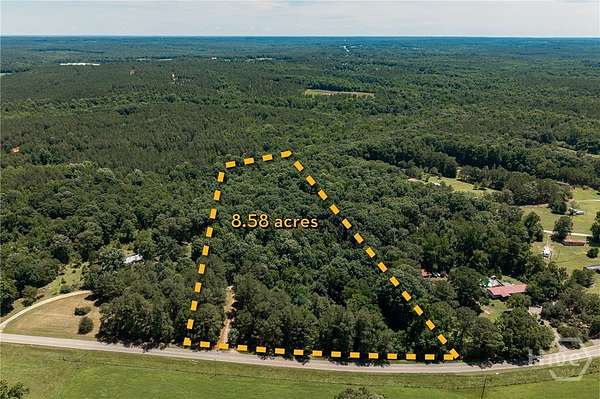 8.58 Acres of Residential Land for Sale in Comer, Georgia