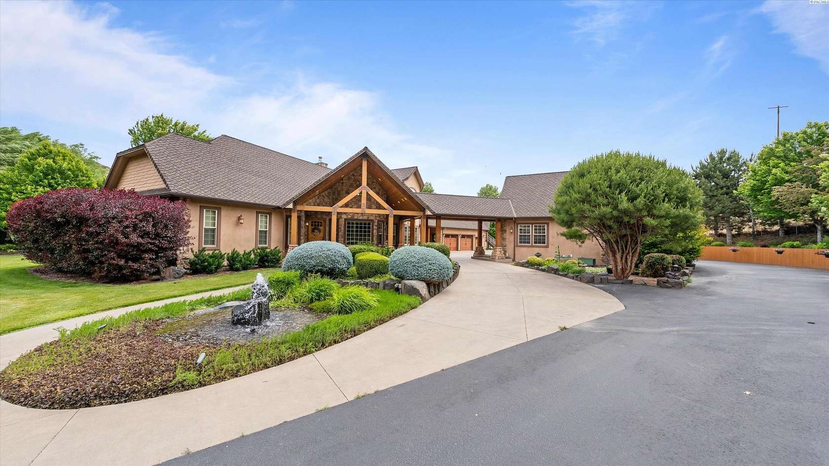 6.72 Acres of Land with Home for Sale in Dayton, Washington