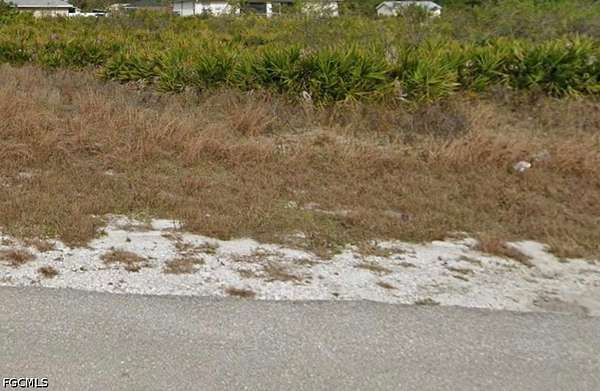 0.25 Acres of Residential Land for Sale in Lehigh Acres, Florida