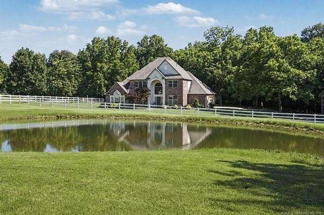 4 Acres of Land with Home for Sale in Claremore, Oklahoma
